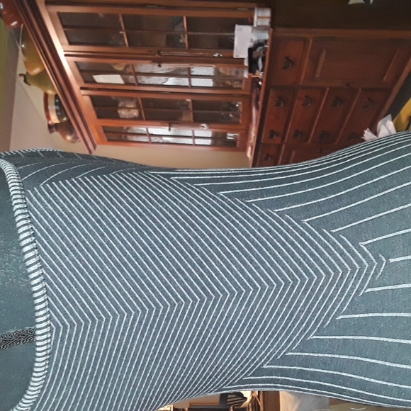 ATHLETA RACERBACK ACTIVEWEAR - Picture 9 of 9